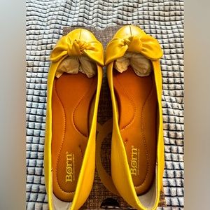 New Born yellow flats